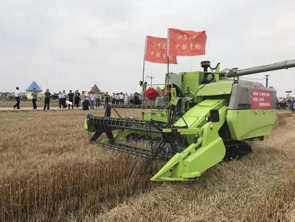 Unmanned combine harvester
